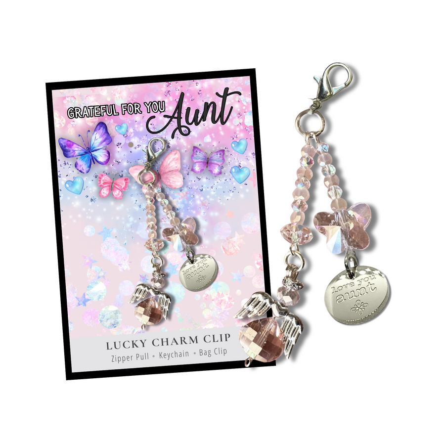 Aunt Charm Clip with 'Love you Aunt' charm, the PERFECT little something.