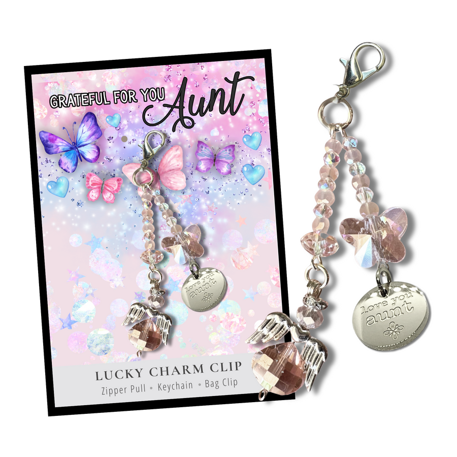 Aunt Charm Clip with 'Love you Aunt' charm, the PERFECT little something.
