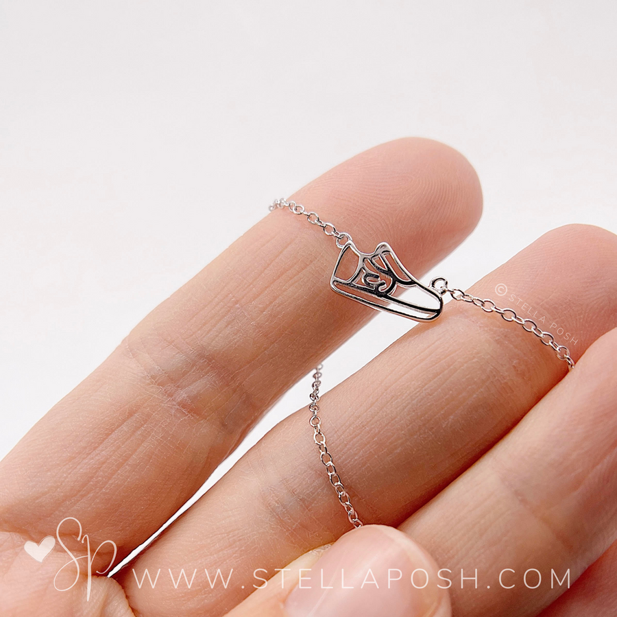 .925 silver Dainty Runner Necklace.