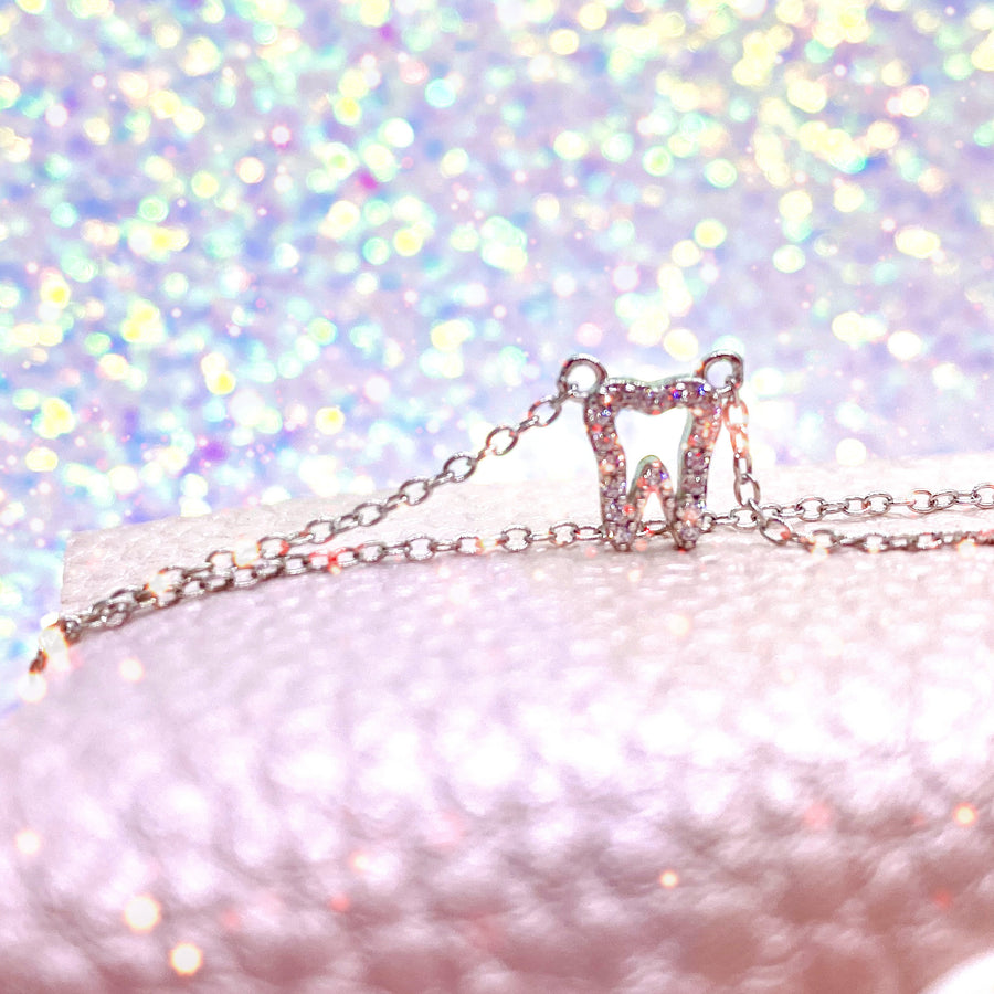 Dainty Tooth .925 silver necklace.